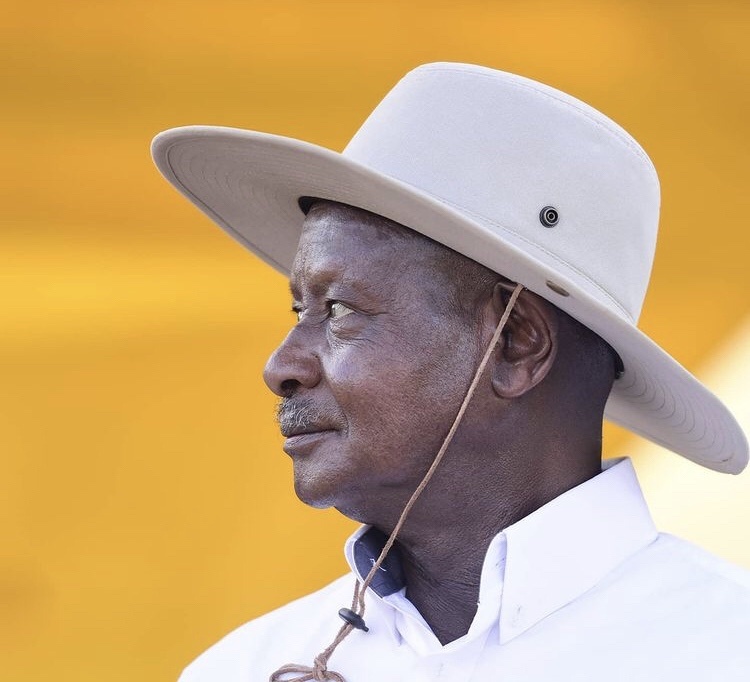 Yoweri Museveni Biography, Age and Career