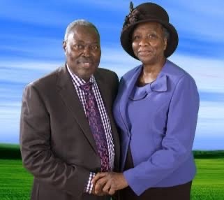 Pastor Kumuyi wife and children 