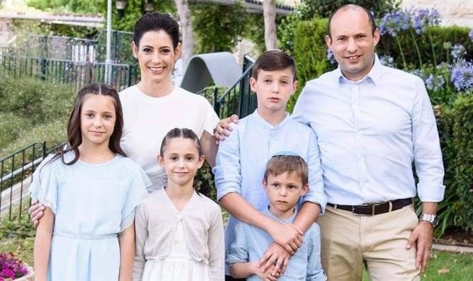 Naftali Bennett wife and family 