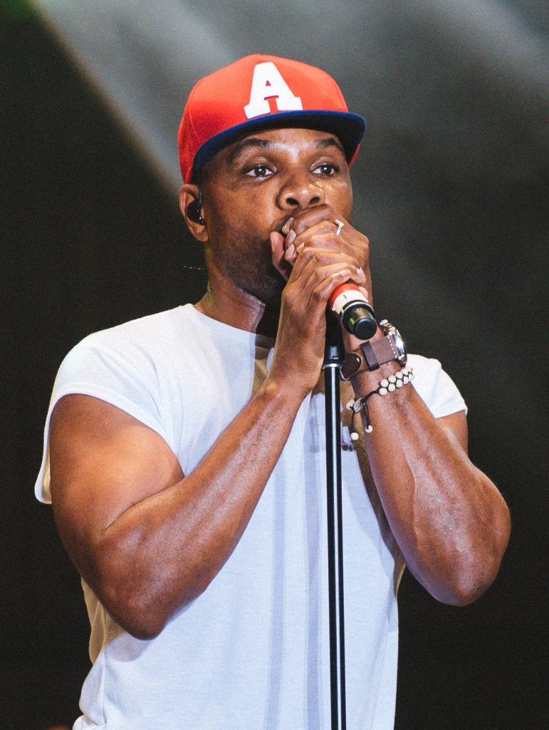 KIRK FRANKLIN BIOGRAPHY