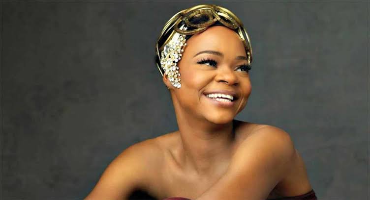 OLAJUMOKE ORISAGUNA BIOGRAPHY