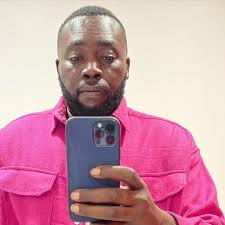 TUNDE PHOENIX BIOGRAPHY