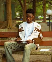 KUNMIE BIOGRAPHY
