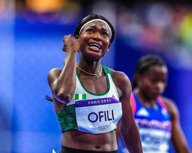 Favour Ofili Controversies