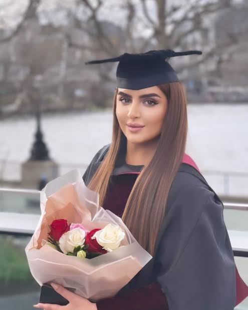 Sheikha Mahra educational background 