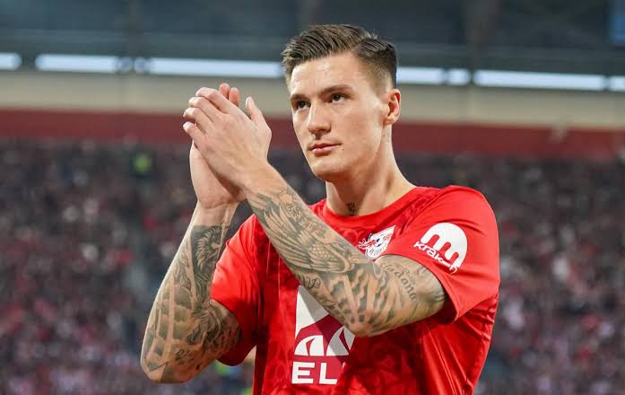 Benjamin Šeško Net worth 