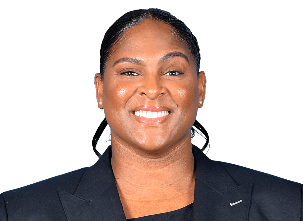 Courtney Paris biography 