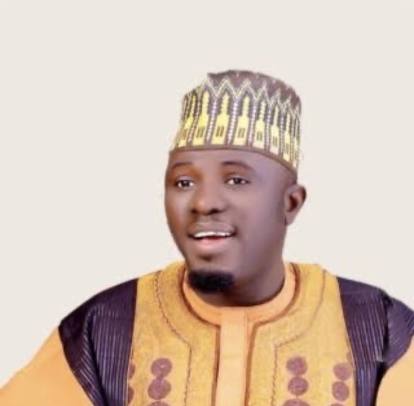 Basit Aponle Anobi Net worth