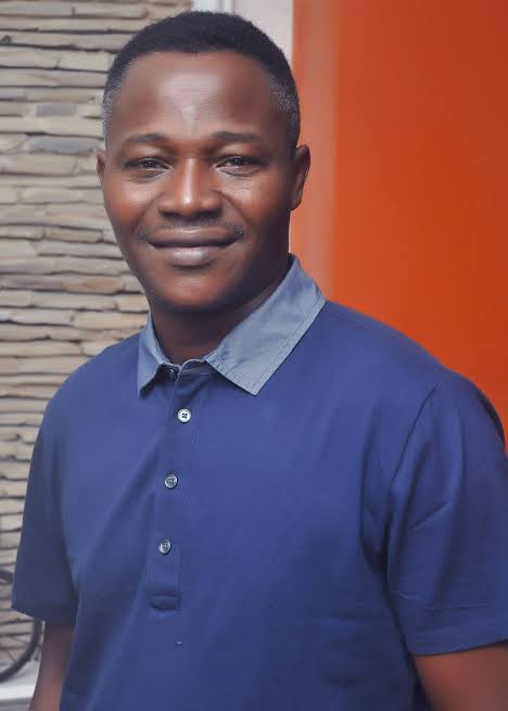 Rotimi Olowo biography