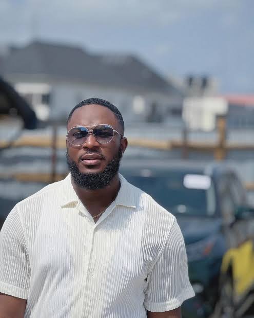 Kiki Bakare Career 