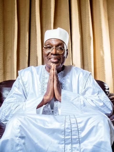 Issa Tchiroma educational background