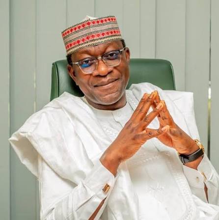 Abdulmumin Jibrin educational background