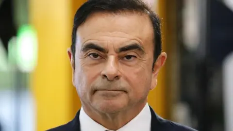 Carlos Ghosn educational background 