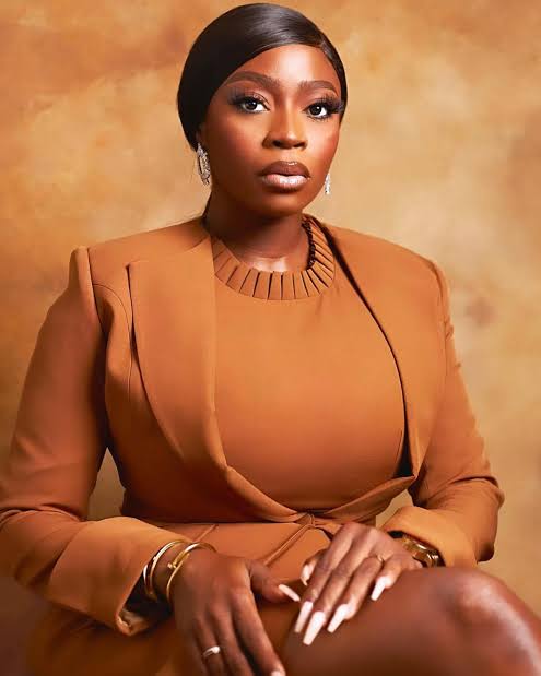 Bolaji Ogunmola biography