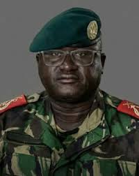 DINIS N'TCHAMA BIOGRAPHY