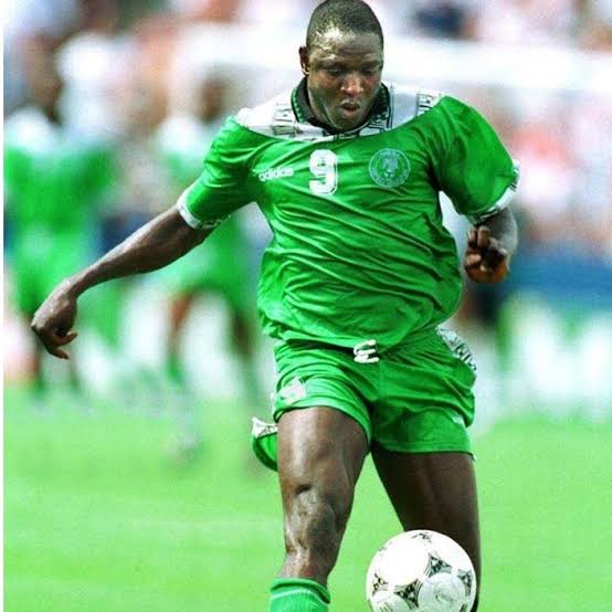 Rashidi Yekini educational background 