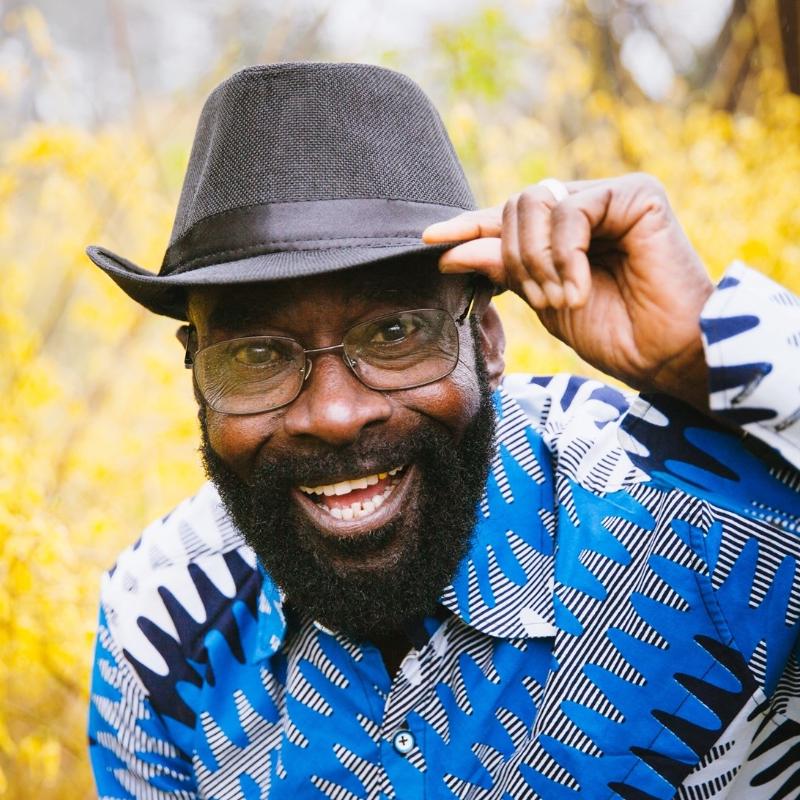 Pat Thomas personal life 