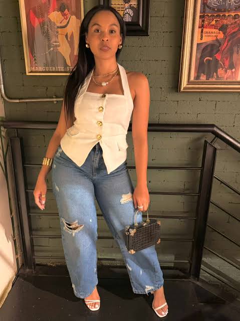 Dene Jones Net worth 