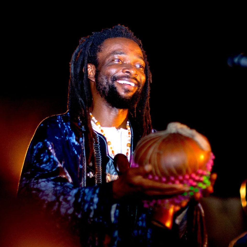 Beautiful Nubia educational background