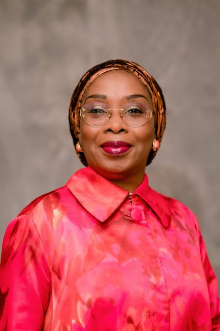 Modele Sarafa-Yusuf educational background