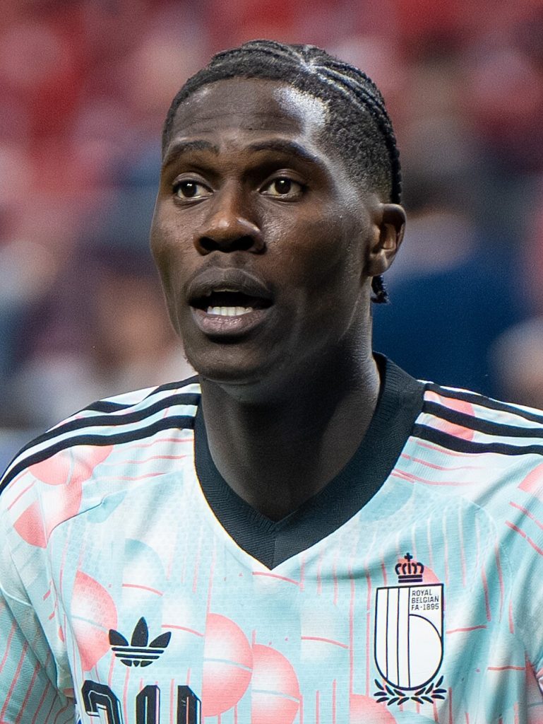 Amadou Onana Personal Life