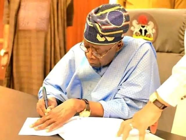 Dr. Akinola Odeyemi Career