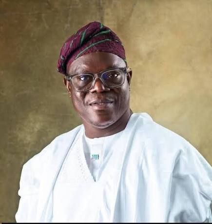 SEN. SURAJUDEEN AJIBOLA BIOGRAPHY