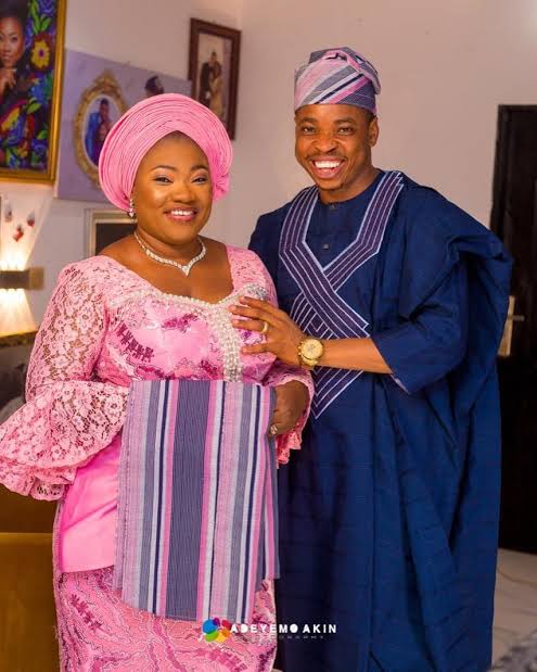 Woli Agba Personal Life